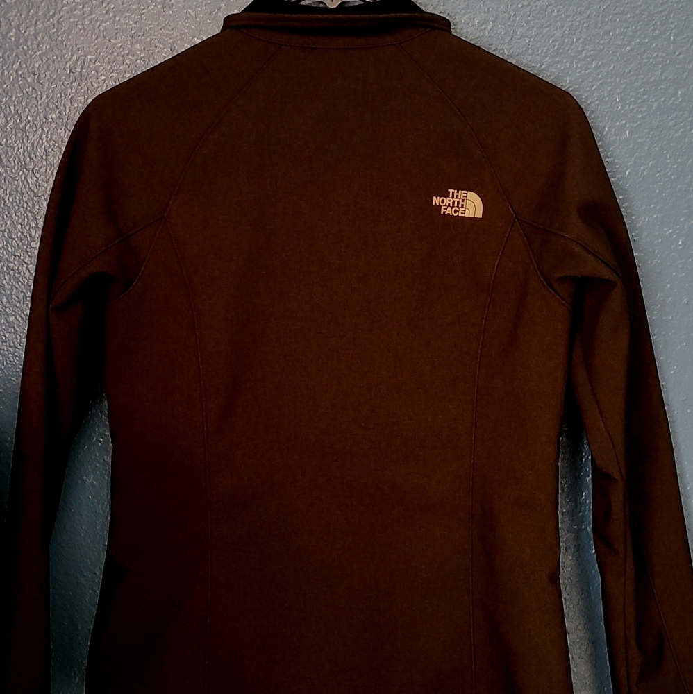 The North Face Apex Bionic Softshell Jacket - image 2